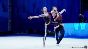 esibizioni acro sfe01936 copia simone ferraro ph